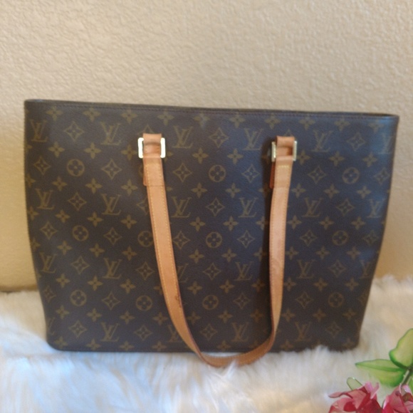Louis Vuitton Luca Tote - Picture 2 of 8